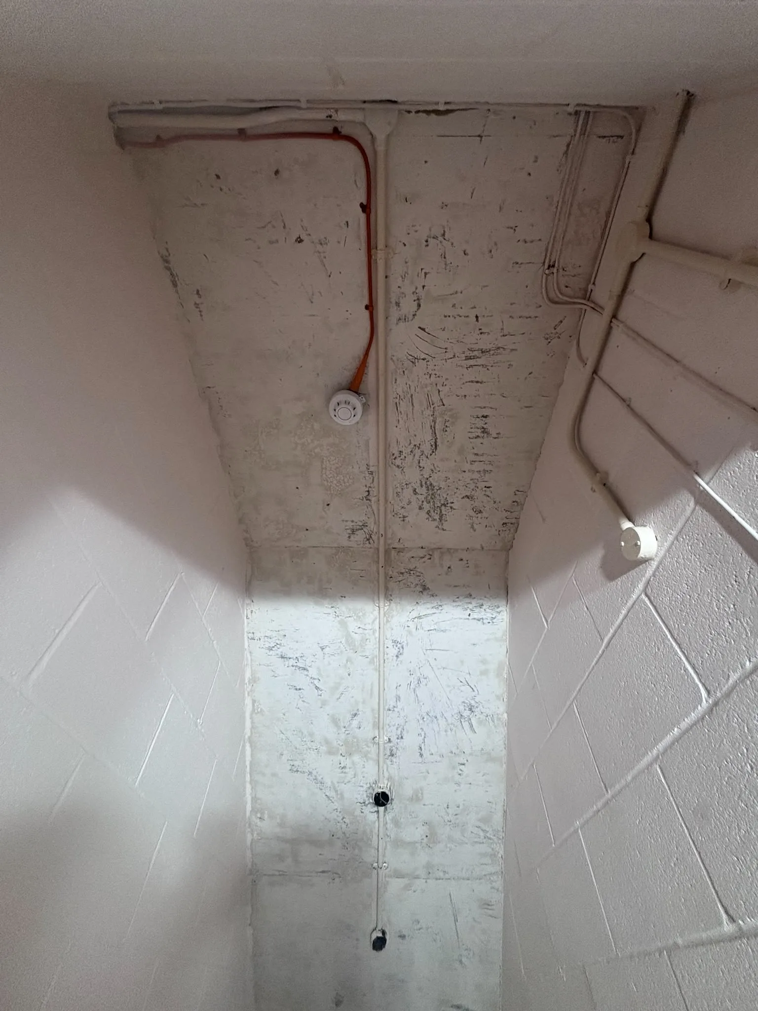 Licensed asbestos gasket removal in a Norbury commercial property